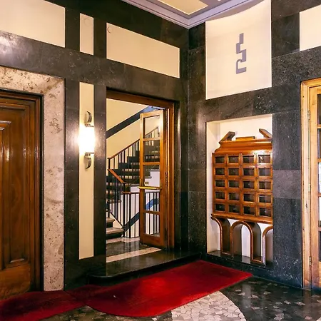 Apartament Bilocale Con Wifi In Palazzo Storico, A 5 Minuti Dal Duomo Zona San Babila - Tribunale *