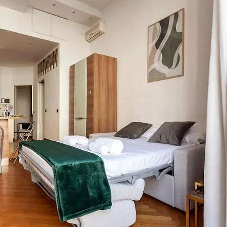 Bilocale Con Wifi In Palazzo Storico, A 5 Minuti Dal Duomo Zona San Babila - Tribunale アパート